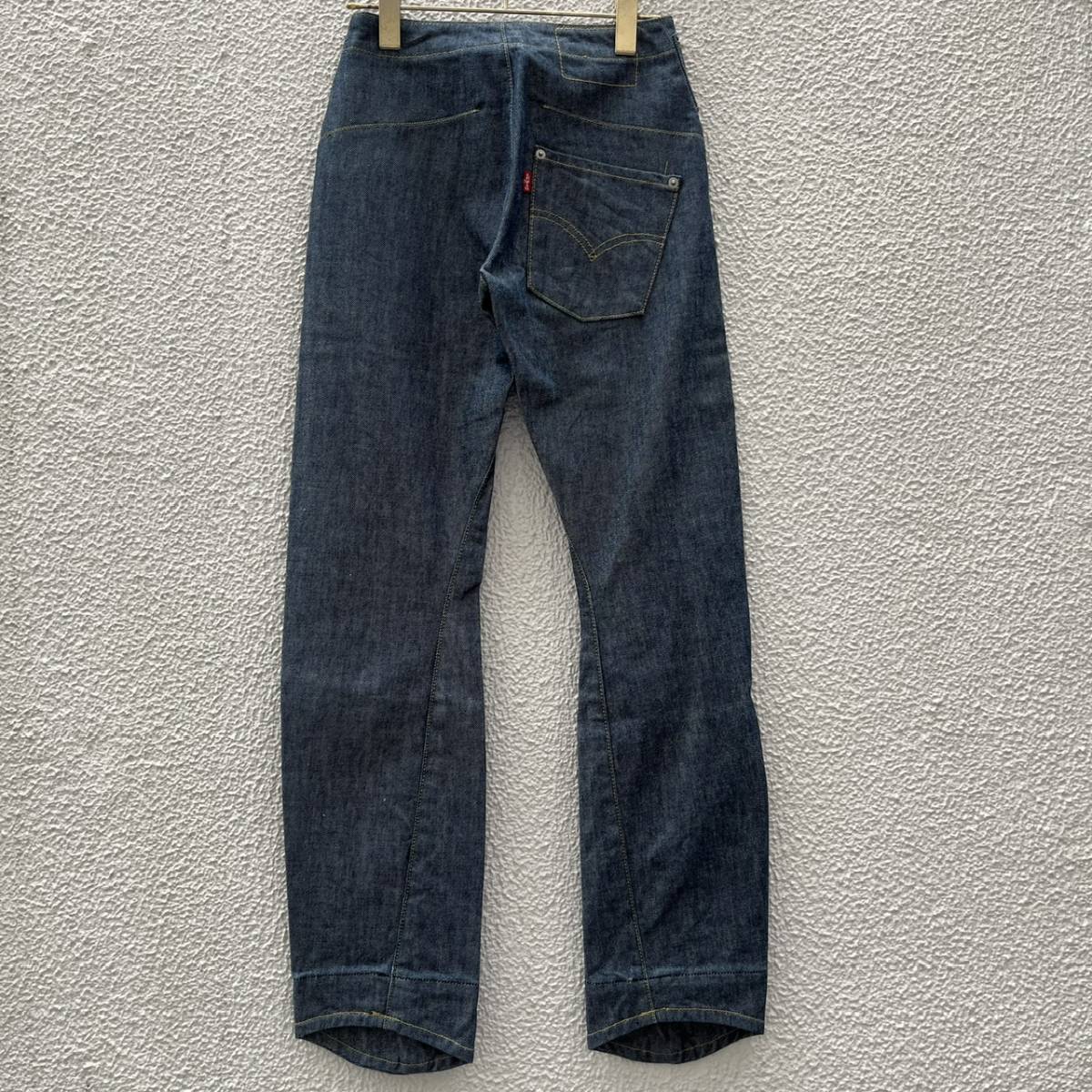 Levi’s リーバイス W27 ENGINEERED JEANS エンジニアジーンズ デニムパンツ 立体裁断 スリム