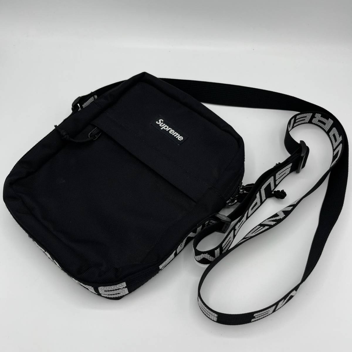 SUPREME シュプリーム Shoulder Bag ショルダーバック ポーチ ボックスロゴ ブラック
