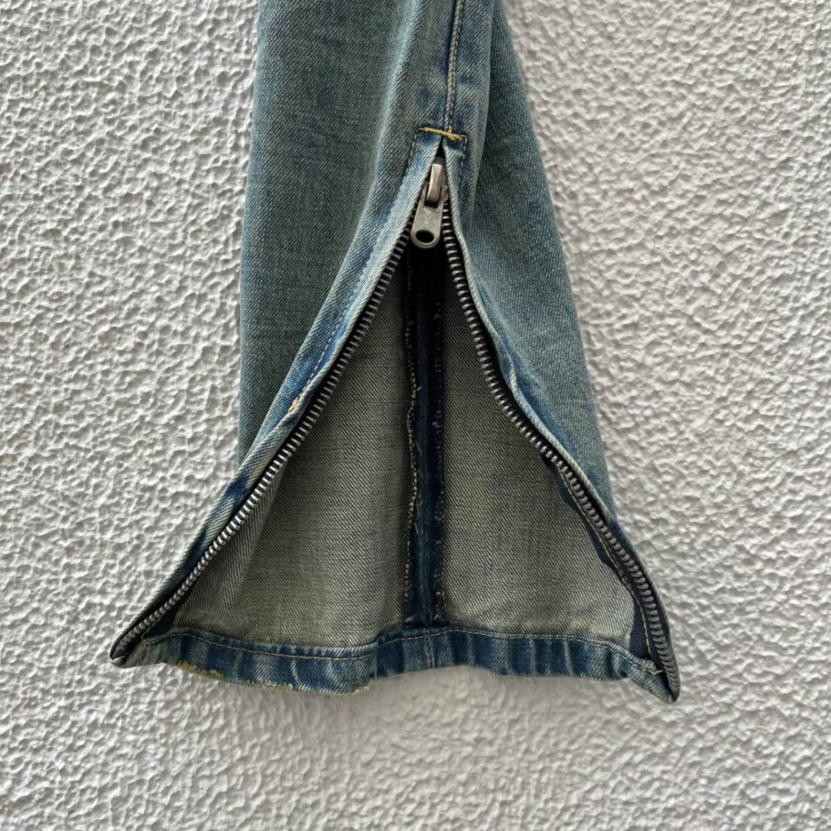 mnml ミニマル サイズ28 デニムパンツ クラッシュ加工 タイトシルエット 裾ジップ ダメージ加工