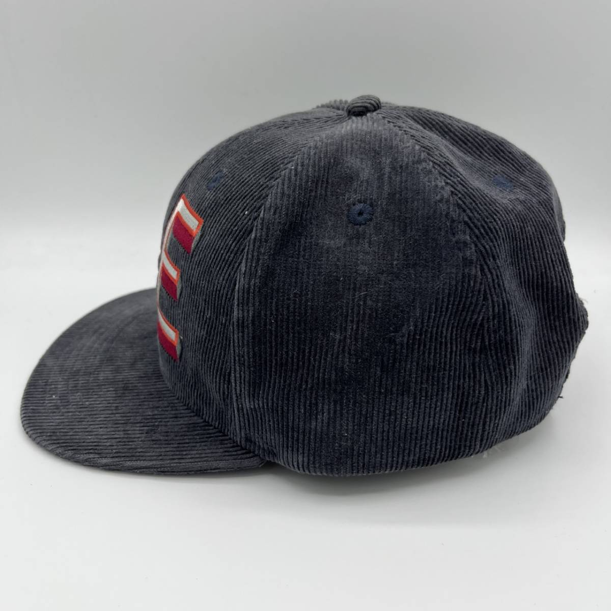 C.E シーイー CAV EMPT ロゴ コーデュロイ キャップ 帽子 グレー