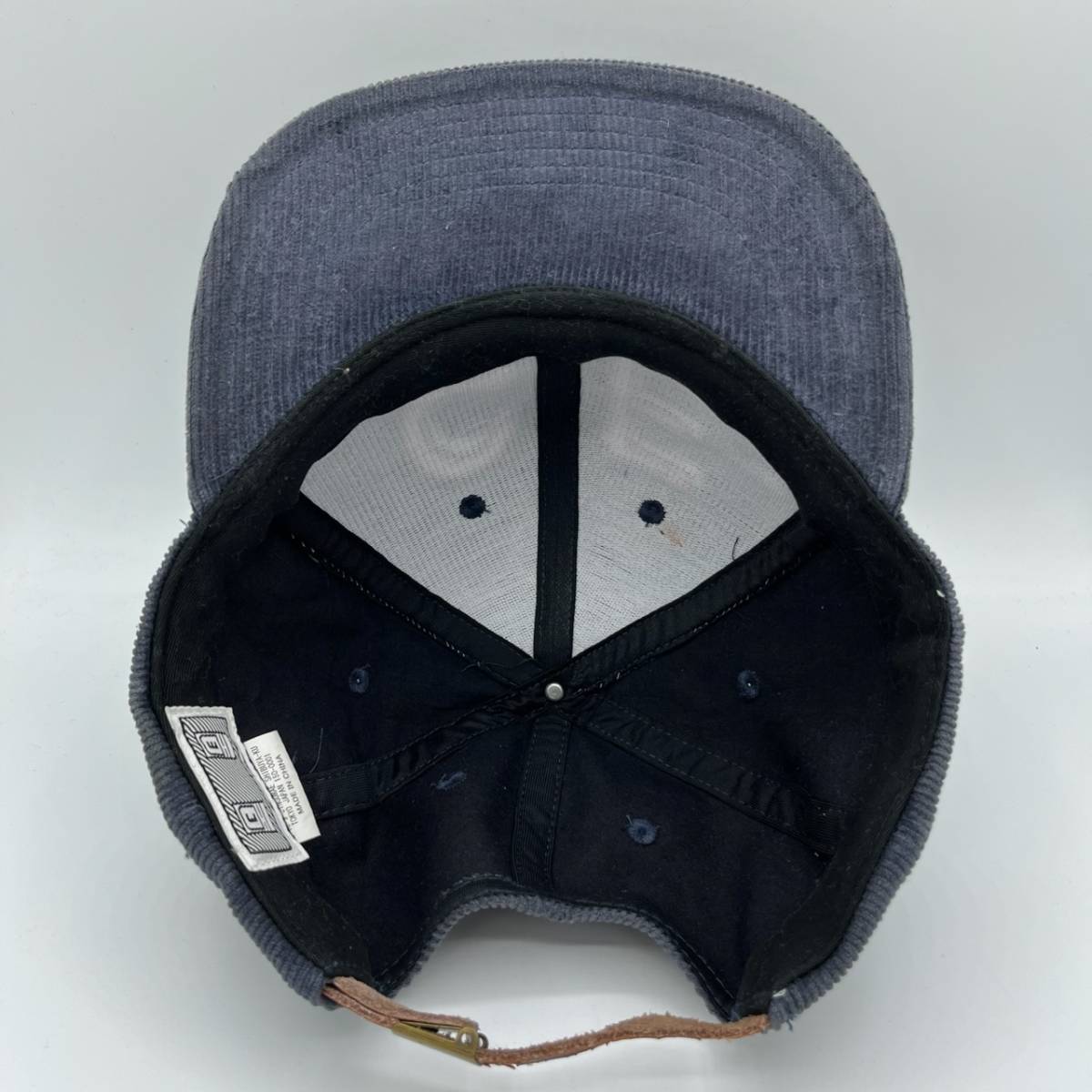 C.E シーイー CAV EMPT ロゴ コーデュロイ キャップ 帽子 グレー