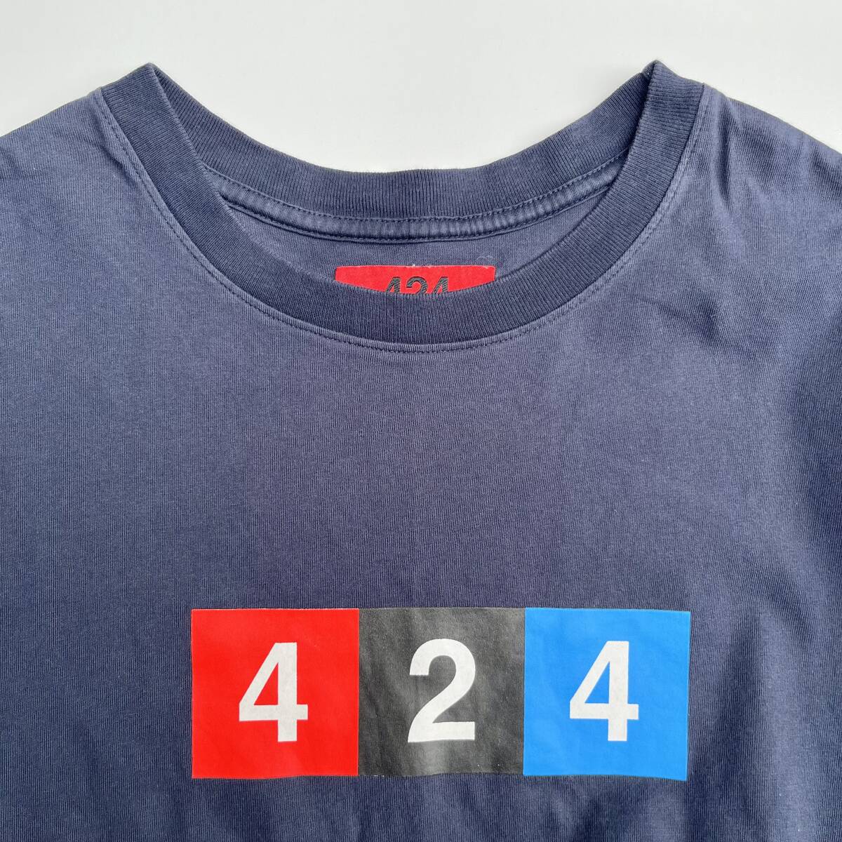 424 フォートゥーフォー Mサイズ ロゴ Tシャツ 半袖 コットン ネイビー