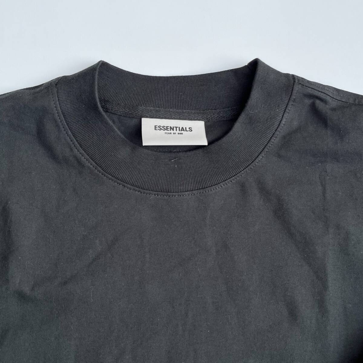 新品 FOG Fear Of God Essentials フィアオブゴッド エッセンシャルズ Mサイズ バッグロゴ ロングスリーブTシャツ Black ブラック