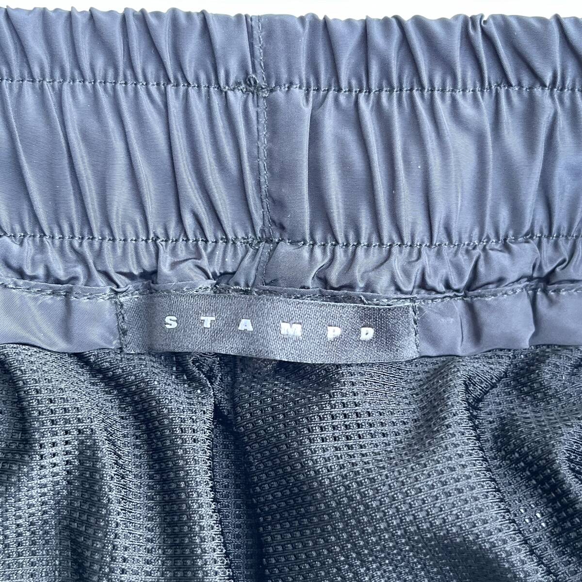 STAMPD スタンプド Mサイズ Chrome Flame Trunk ショーツ ハーフパンツ ファイヤー ボードショーツ ブラック