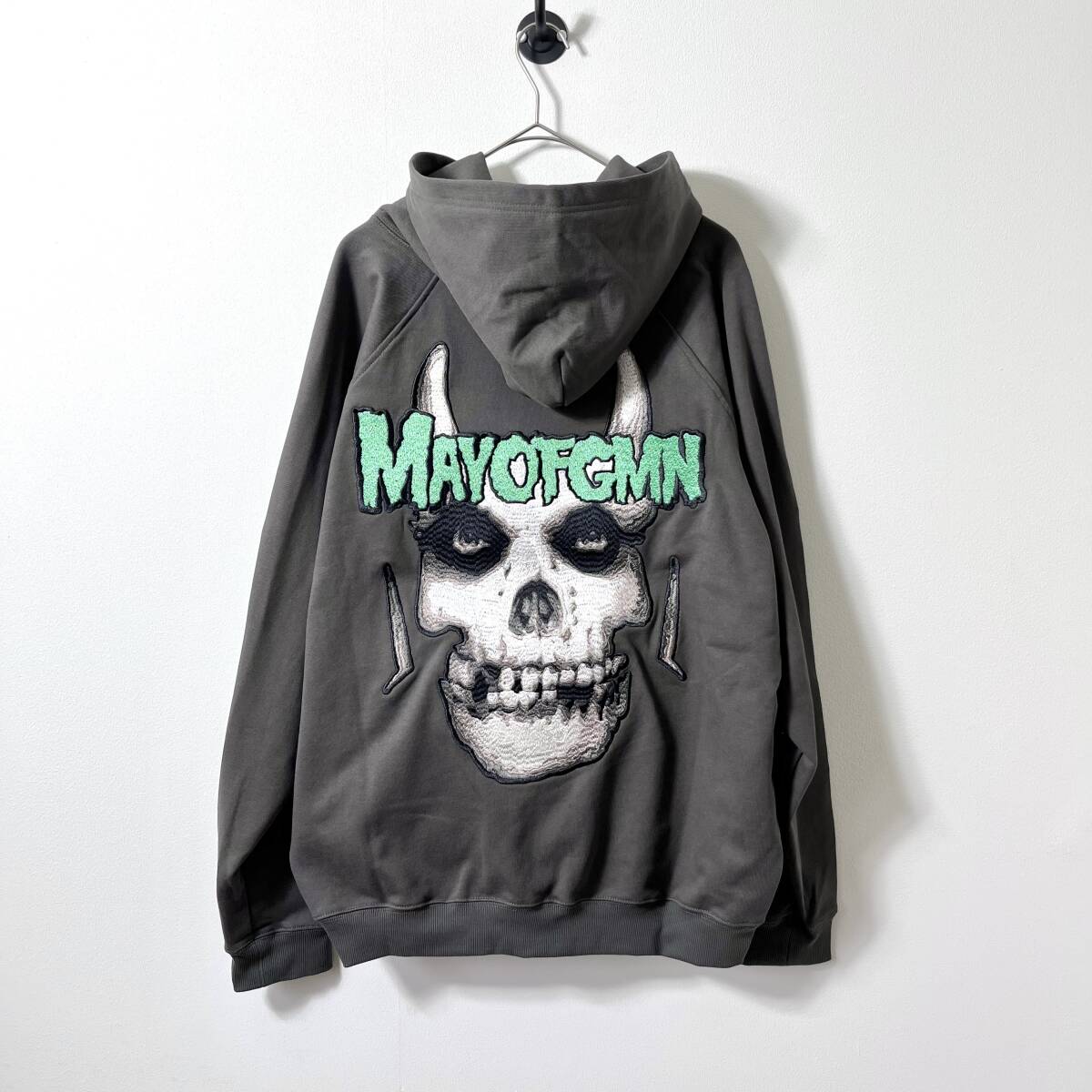 未使用品 MAYO メイヨー Lサイズ Embroidery Hoodie スカル パーカー フーディ ラグラン 刺繍 グラフィック グレー