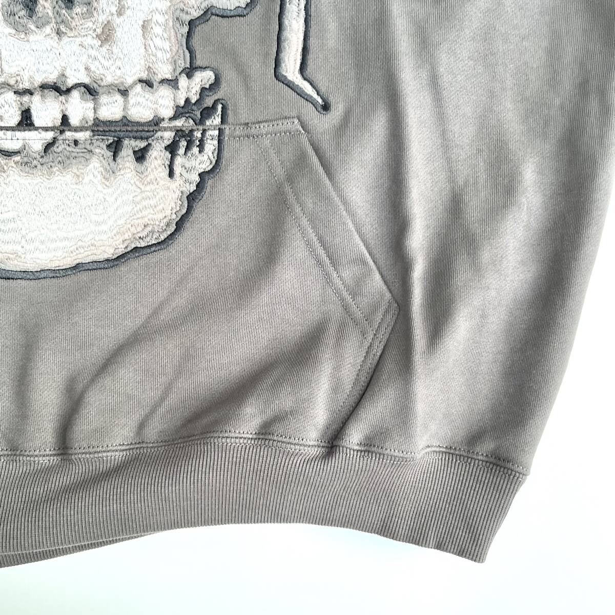 未使用品 MAYO メイヨー Lサイズ Embroidery Hoodie スカル パーカー フーディ ラグラン 刺繍 グラフィック グレー
