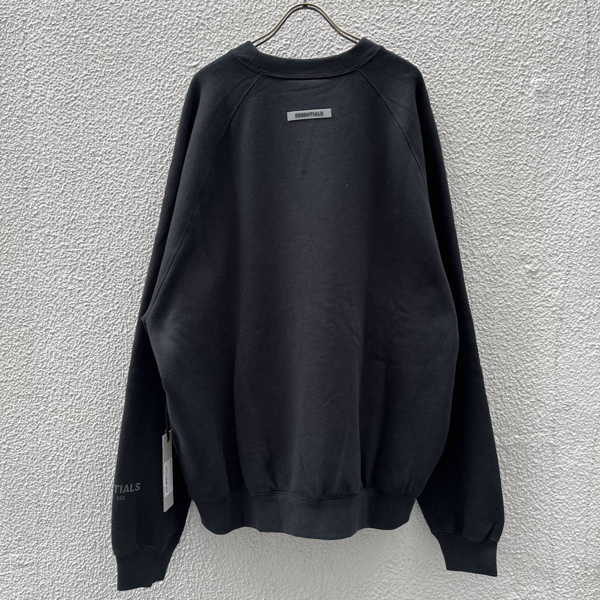 新品 FOG Fear Of God Essentials フィアオブゴッド エッセンシャルズ Lサイズ LOGOスウェット ブラック Black