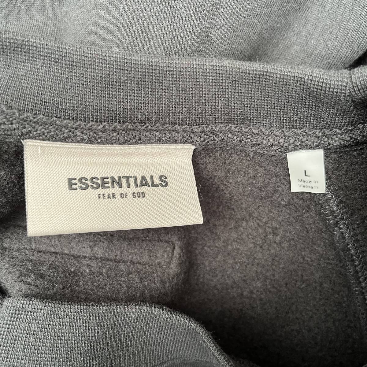新品 FOG Fear Of God Essentials フィアオブゴッド エッセンシャルズ Lサイズ LOGOスウェット ブラック Black