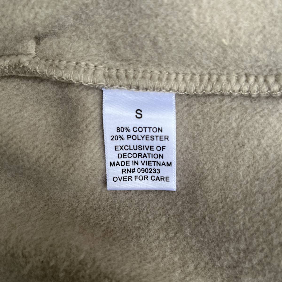 新品 FOG Fear Of God Essentials フィアオブゴッド エッセンシャルズ Sサイズ LOGO ショーツ ハーフパンツ オリーブ Olive