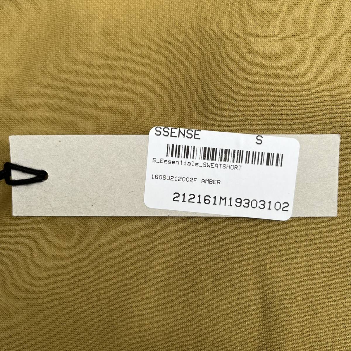 新品 FOG Fear Of God Essentials フィアオブゴッド エッセンシャルズ Sサイズ LOGO ショーツ ハーフパンツ アンバー Amber