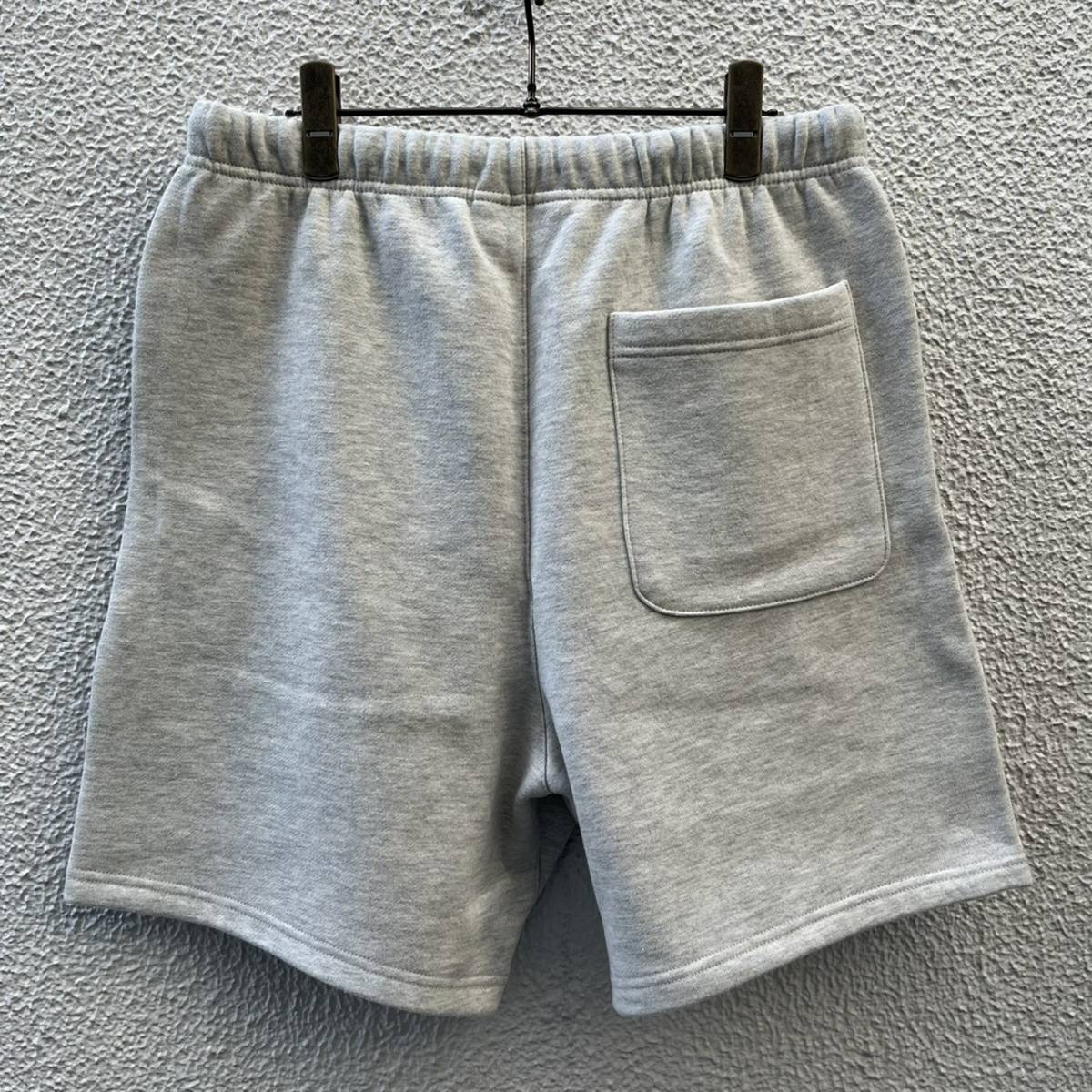 新品 FOG Fear Of God Essentials フィアオブゴッド エッセンシャルズ Sサイズ LOGO ショーツ ハーフパンツ オートミール Oatmeal