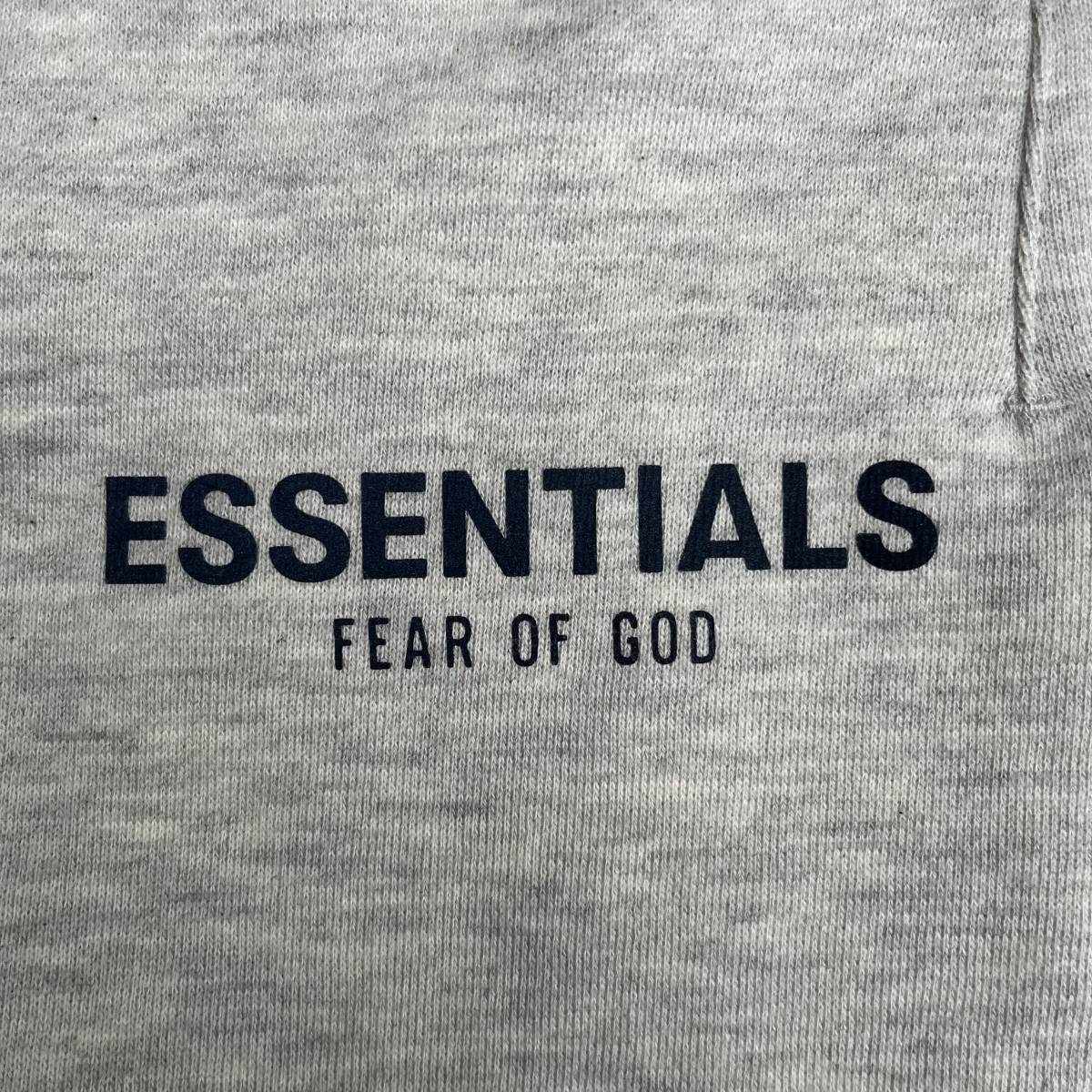 新品 FOG Fear Of God Essentials フィアオブゴッド エッセンシャルズ Sサイズ LOGO ショーツ ハーフパンツ オートミール Oatmeal
