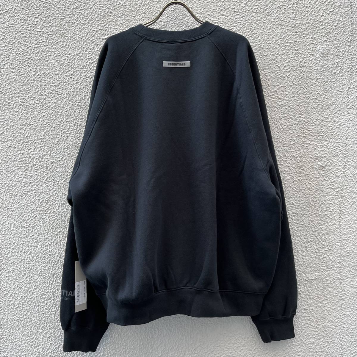 新品 FOG Fear Of God Essentials フィアオブゴッド エッセンシャルズ Mサイズ LOGOスウェット ブラック Black