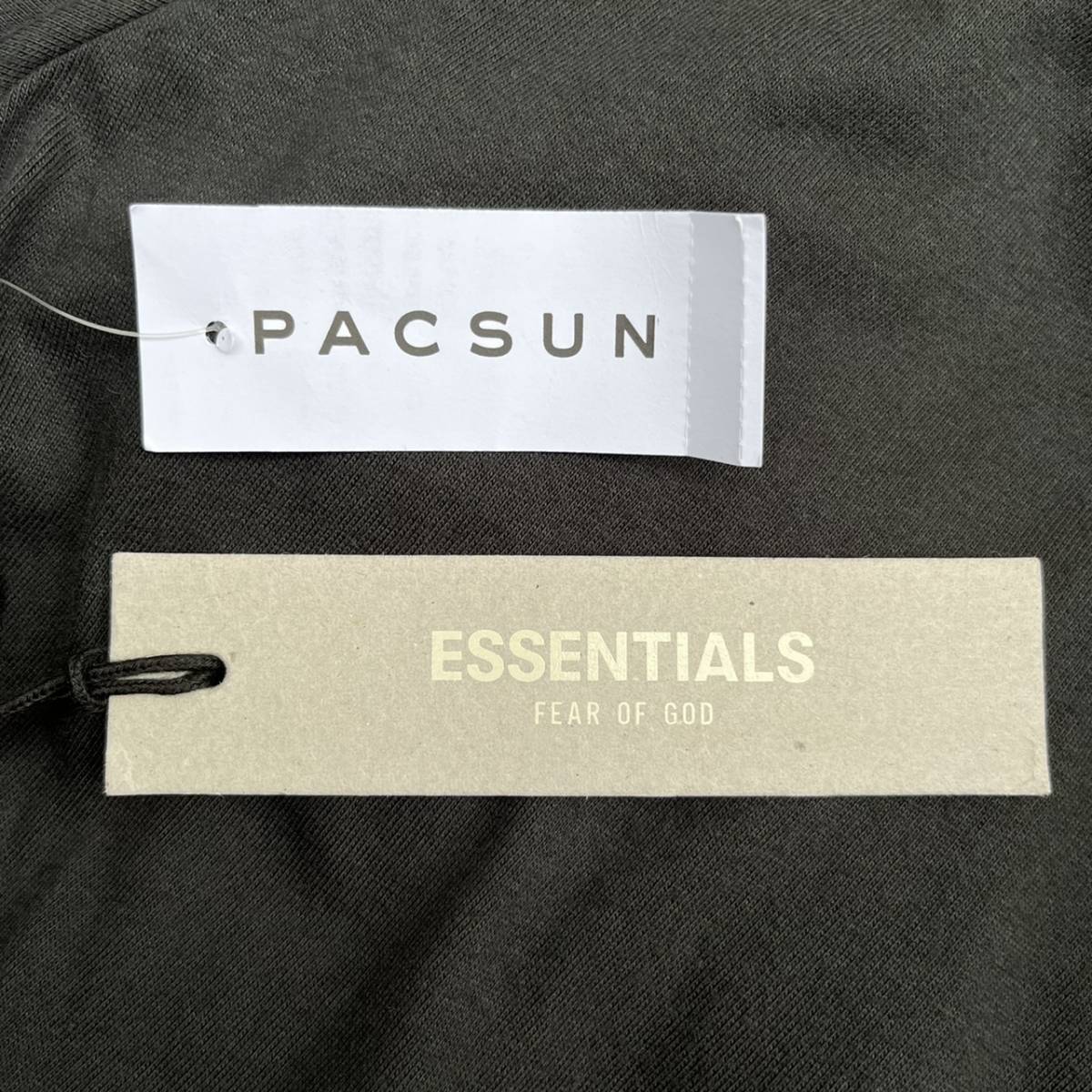 新品 FOG Fear Of God Essentials フィアオブゴッド エッセンシャルズ Mサイズ LOGO ロングスリーブTシャツ Black ブラック