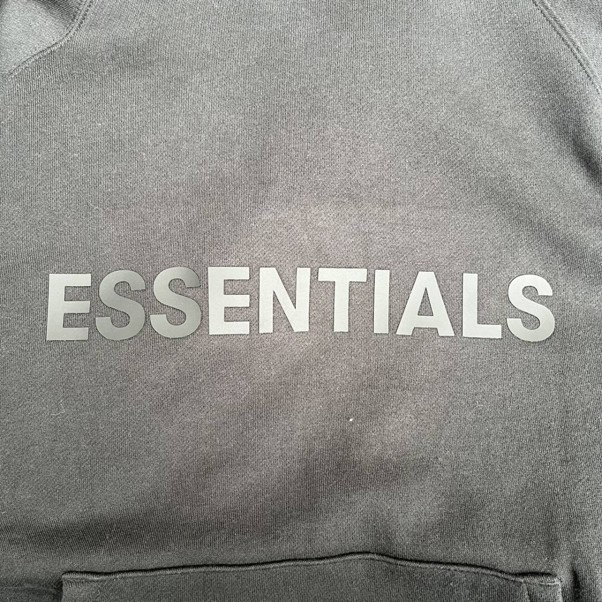新品 FOG Fear Of God Essentials フィアオブゴッド エッセンシャルズ Sサイズ LOGOパーカー フーディ ブラック Black