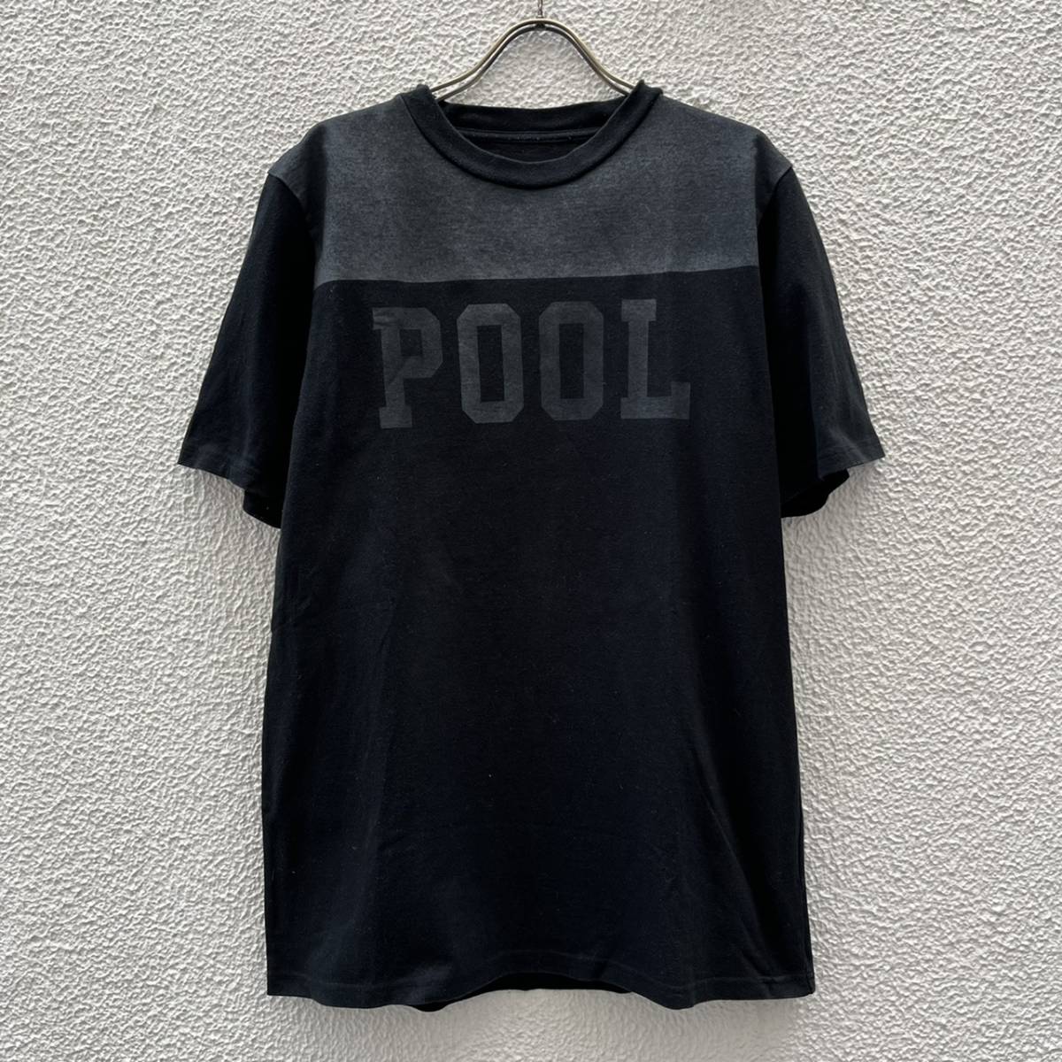 the POOL aoyama ザプールアオヤマ Mサイズ フットボールシャツ Tシャツ ロゴ ブラック 藤原ヒロシ フラグメント
