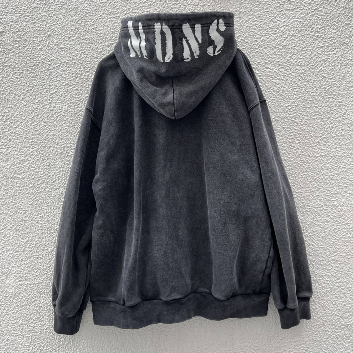 MADNESS マッドネス Lサイズ プルオーバー パーカー フーディ USED加工 ブラック