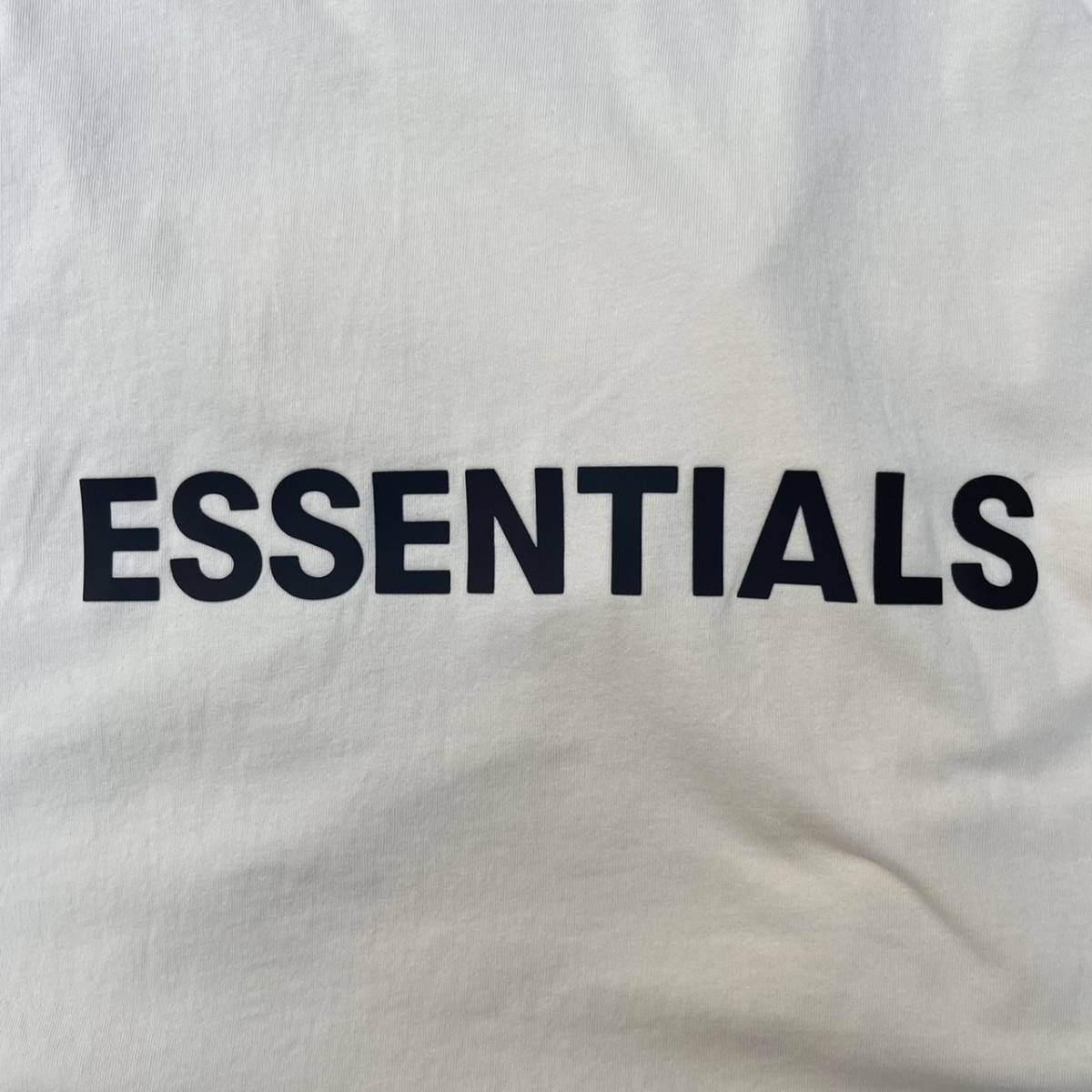 新品 FOG Fear Of God Essentials フィアオブゴッド エッセンシャルズ Mサイズ LOGO ロングスリーブTシャツ CREAM クリーム