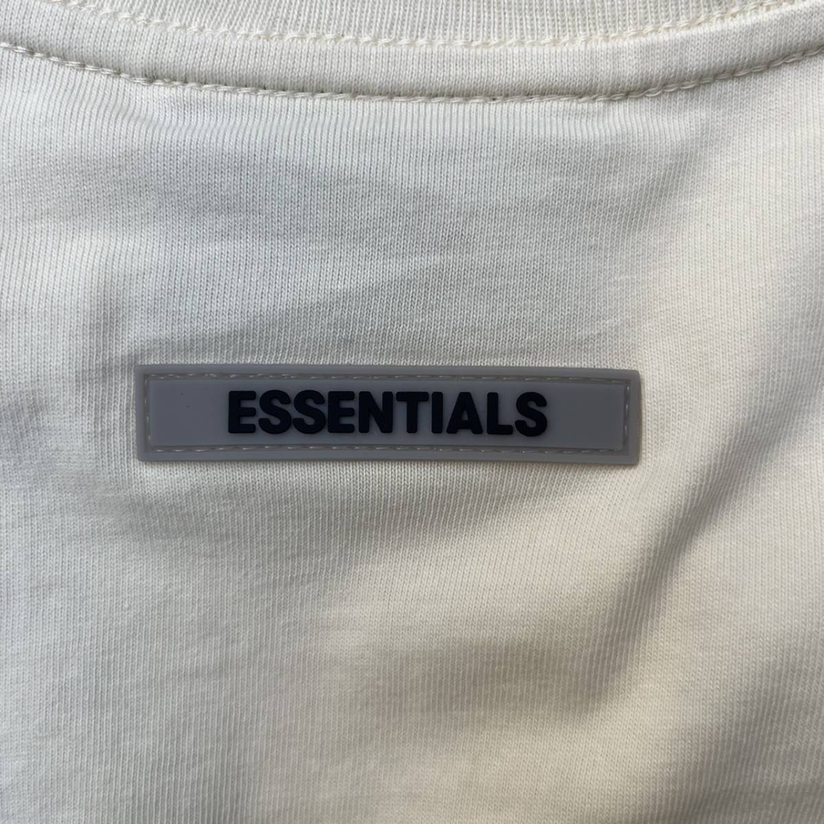 新品 FOG Fear Of God Essentials フィアオブゴッド エッセンシャルズ Mサイズ LOGO ロングスリーブTシャツ CREAM クリーム