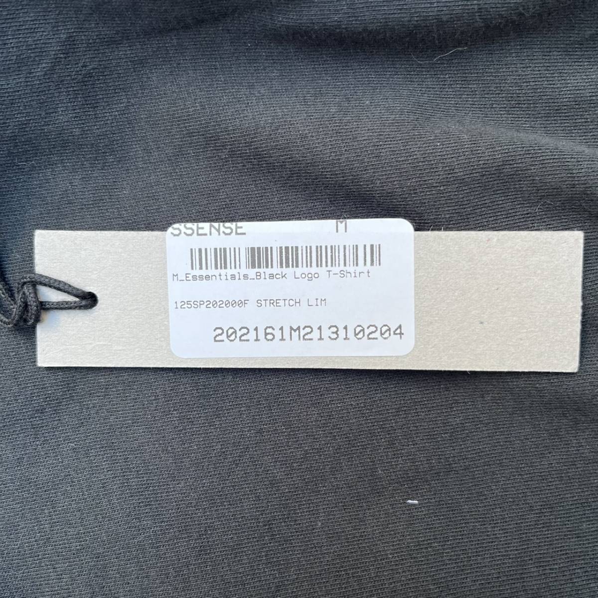 新品 FOG Fear Of God Essentials フィアオブゴッド エッセンシャルズ Mサイズ LOGO Tシャツ ブラック BLACK