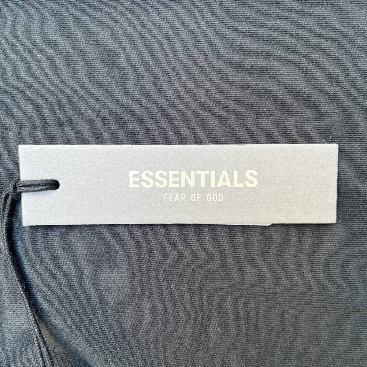 新品 FOG Fear Of God Essentials フィアオブゴッド エッセンシャルズ Sサイズ LOGO Tシャツ ブラック BLACK