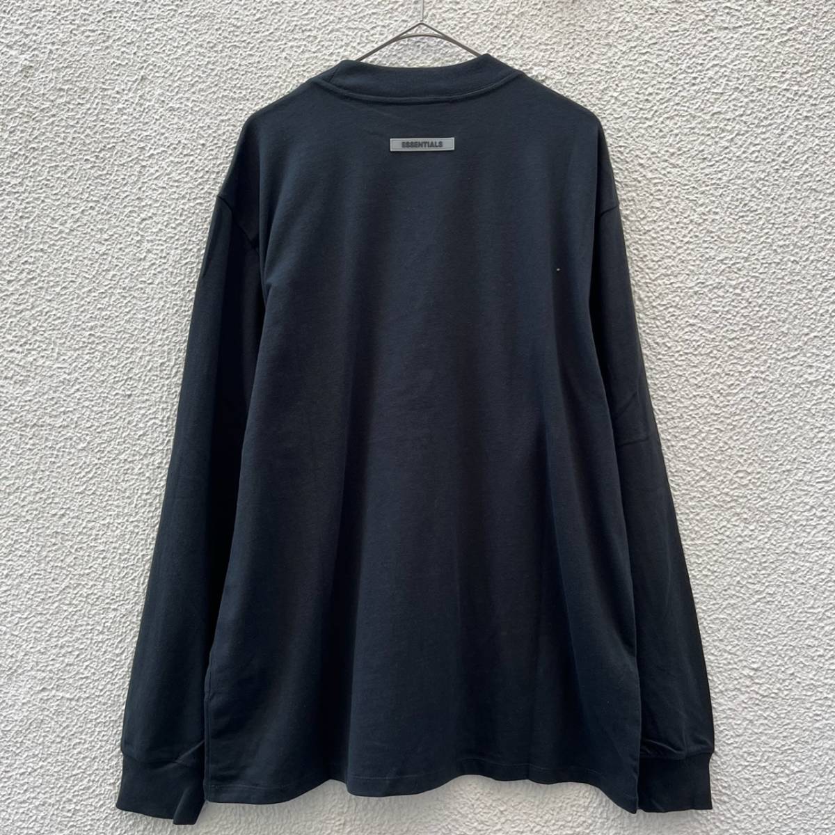 新品 FOG Fear Of God Essentials フィアオブゴッド エッセンシャルズ Mサイズ LOGO ロングスリーブTシャツ ブラック BLACK