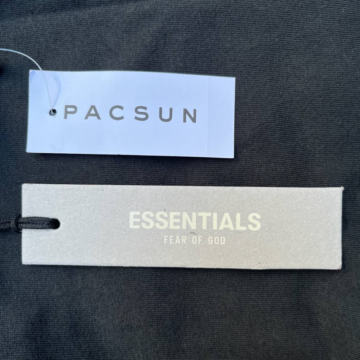 新品 FOG Fear Of God Essentials フィアオブゴッド エッセンシャルズ Mサイズ LOGO ロングスリーブTシャツ ブラック BLACK