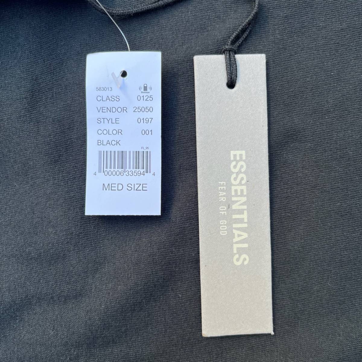 新品 FOG Fear Of God Essentials フィアオブゴッド エッセンシャルズ Mサイズ LOGO ロングスリーブTシャツ ブラック BLACK
