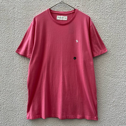 新品 Abercrombie & Fitch アバクロンビーアンドフィッチ XLサイズ Tシャツ 半袖 ワンポイント ピンク