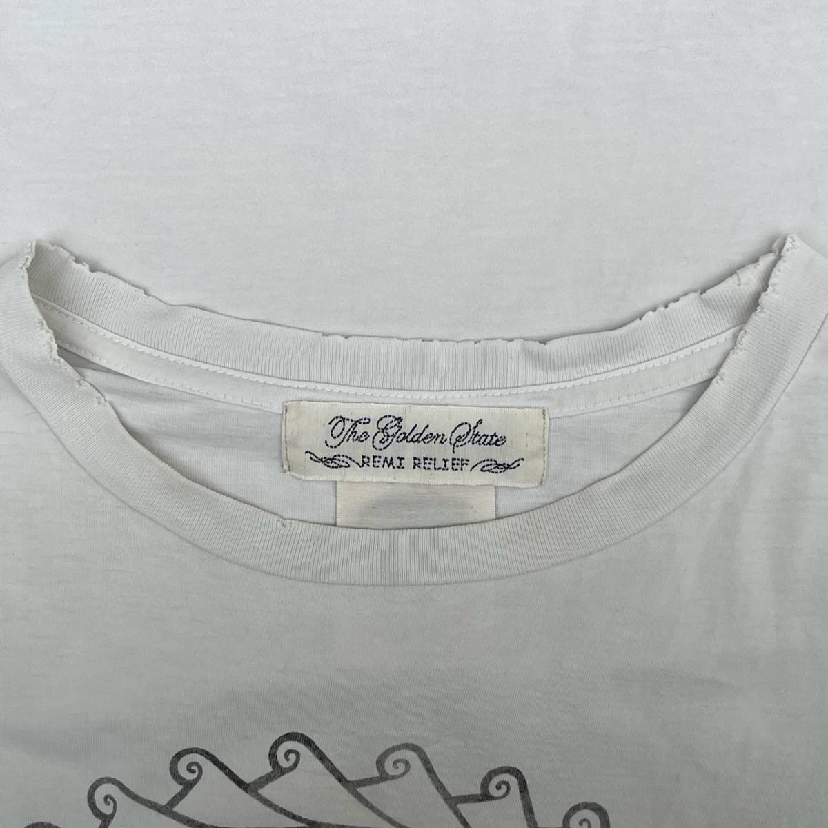 REMI RELIEF レミレリーフ Sサイズ Tシャツ 半袖 プリント カラベラ ホワイト