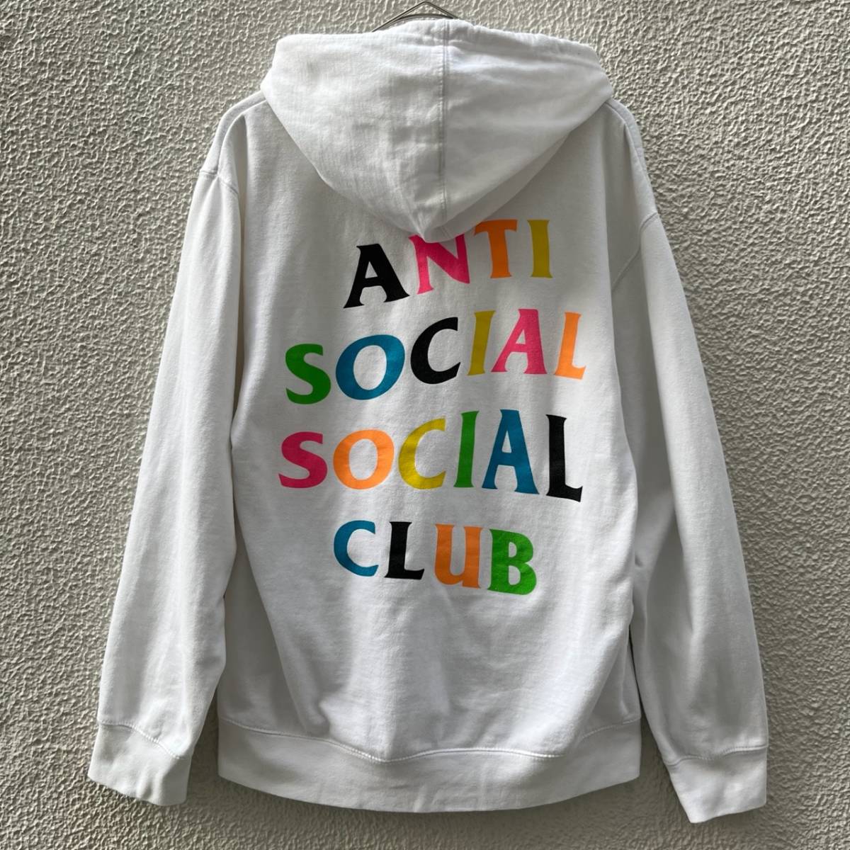 ANTI SOCIAL SOCIAL CLUB アンチソーシャルソーシャルクラブ Sサイズ ロゴ ジップアップパーカー ホワイト