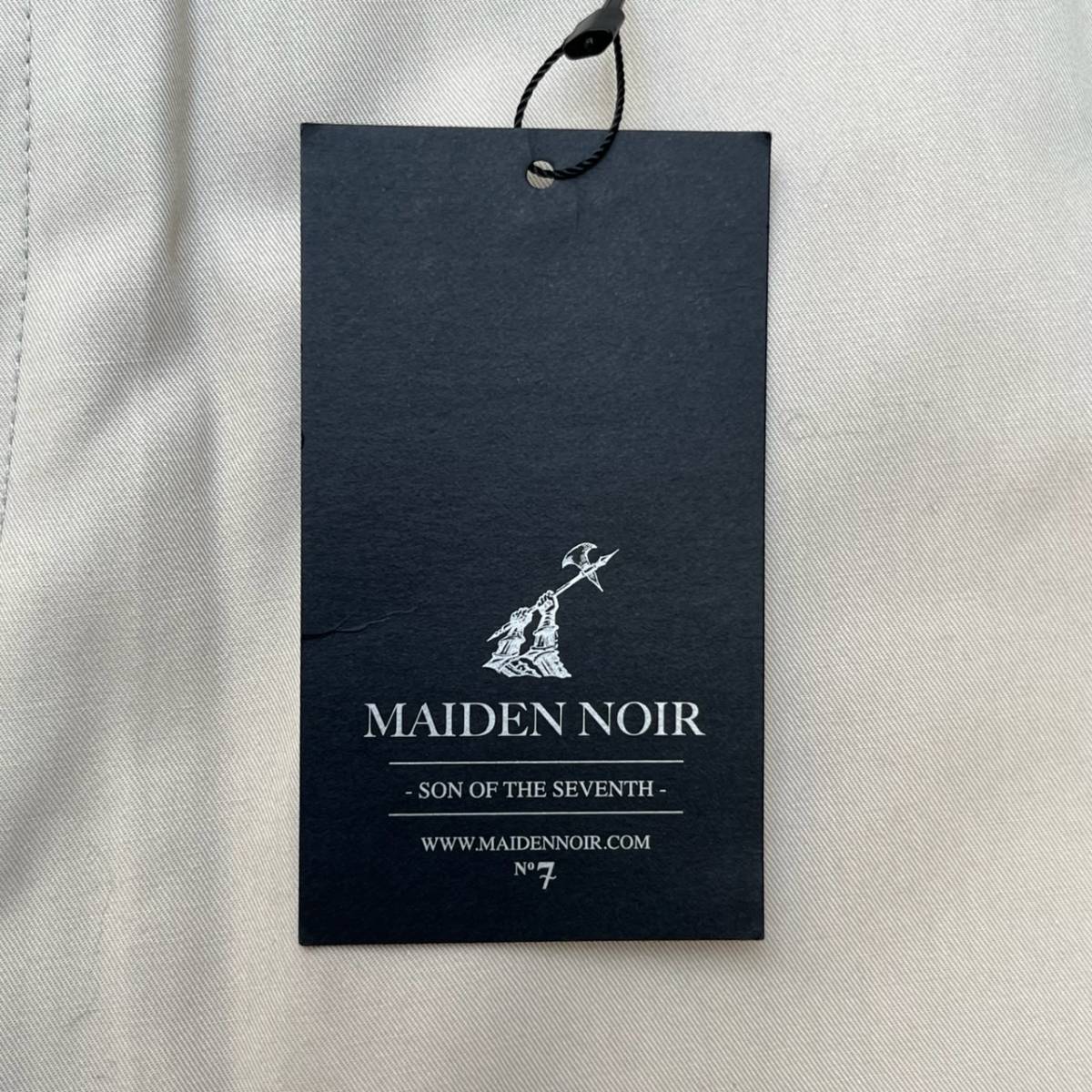 新品 MAIDEN NOIR メイデンノアール Mサイズ SUIT SHORT ショーツ ハーフパンツ グレー