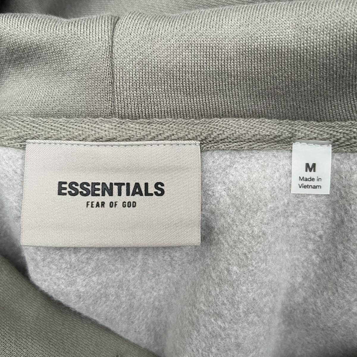 新品・サイズL【Fear of God】Essentials ロゴパーカー