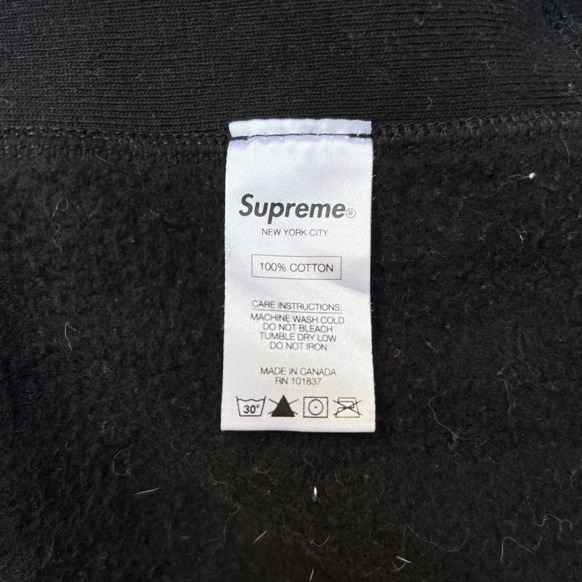 シュプリーム  supreme パーカー　Sサイズ　BLACK