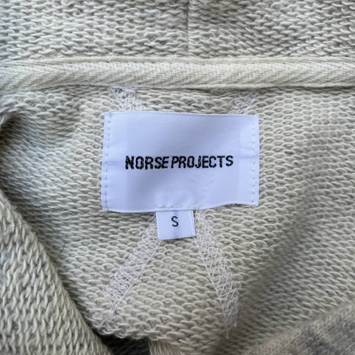 NORSE PROJECTS ノースプロジェクツ Sサイズ プルオーバー パーカー ポケット フーディ グレー