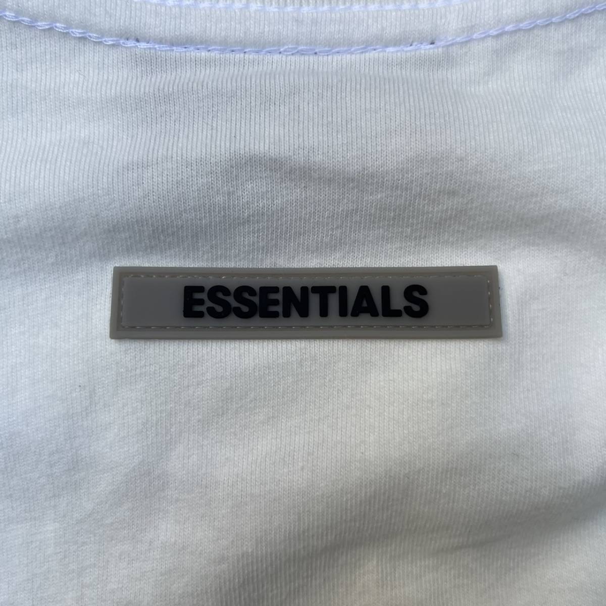 新品 FOG Fear Of God Essentials フィアオブゴッド エッセンシャルズ Lサイズ LOGO Tシャツ ホワイト WHITE
