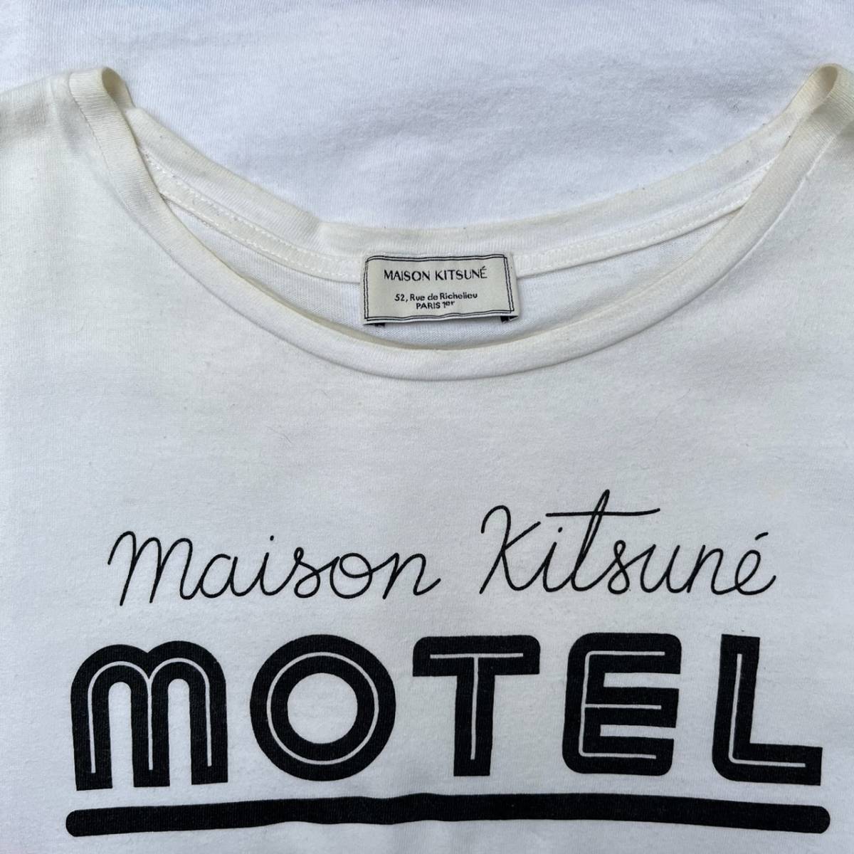 MAISON KITSUNE メゾン キツネ Mサイズ motel ロゴ ホワイト – QUIET